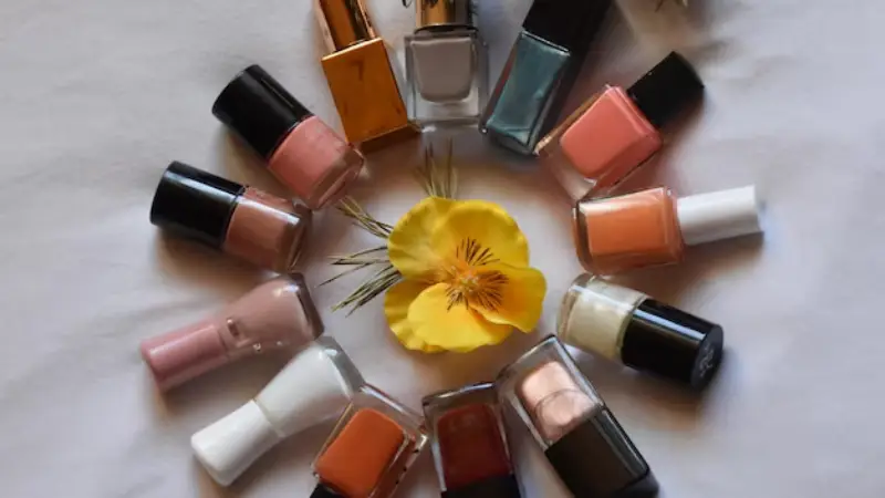 ☀️ تابستان جسارت، هیجان و رنگ های نئون (ژوئن تا آگوست)