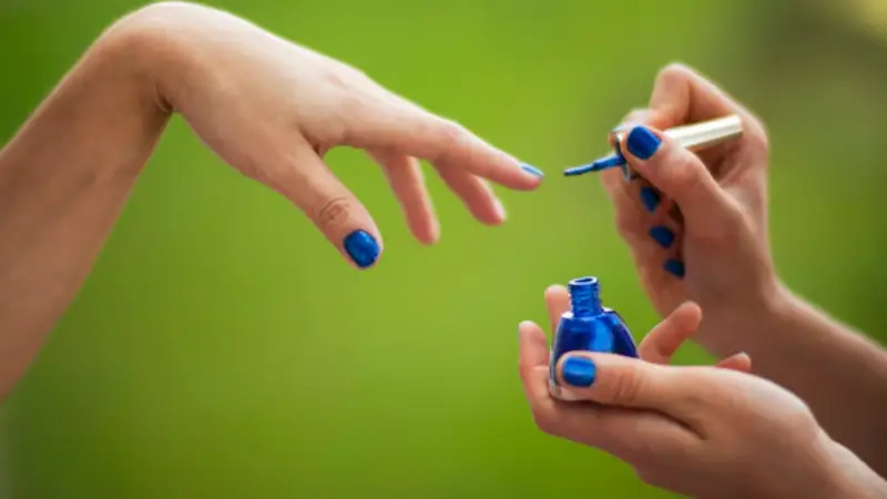 ❄️ زمستان شکوه، کلاسیک و درخشش (دسامبر تا فوریه)